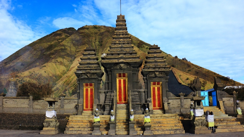 Pura Luhur Poten Bromo Pura Luhur Poten Bromo
