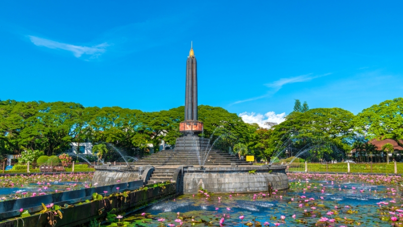 popular tourist attractions in Malang popular tourist attractions in Malang